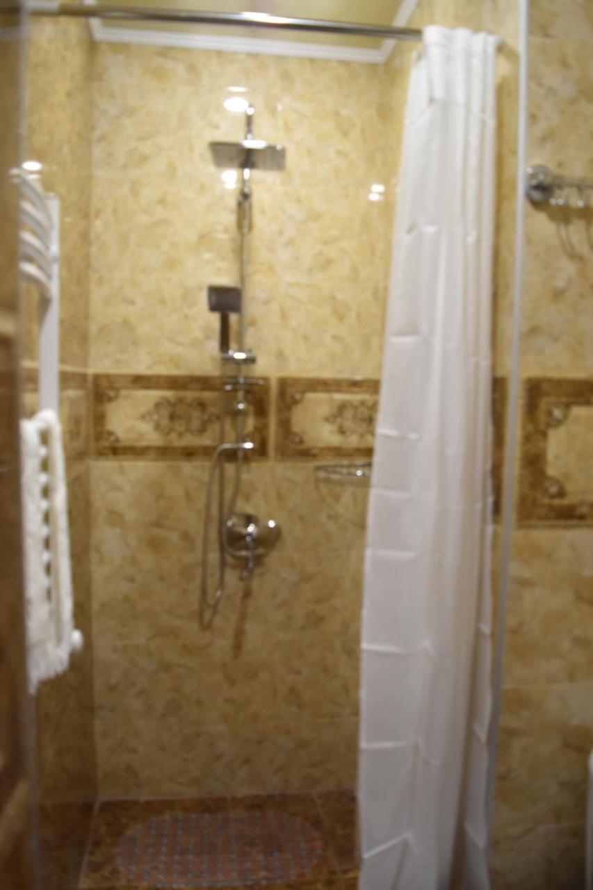 Hotel Iveria Kazbegi Exteriör bild